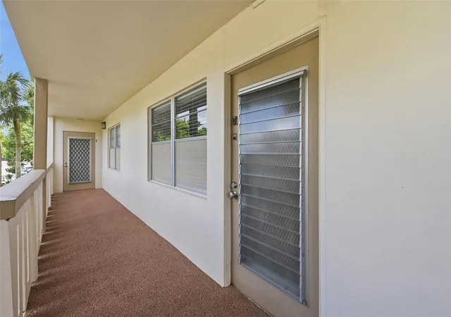 2nd image of 3003 Portofino Iss #B2, Coconut Creek, FL 33066 | MLS# F10546242