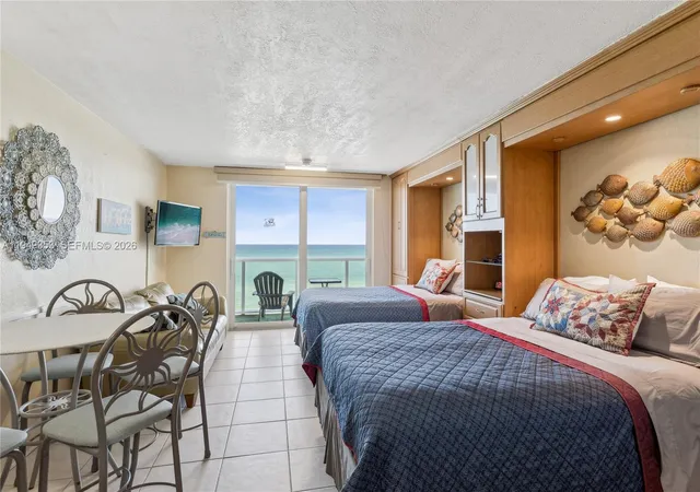 5th image of 19201 Collins Ave #612, Sunny Isles Beach, FL 33160 | MLS# A11949353
