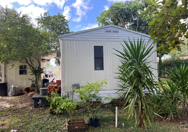 Photo 1 of Manufactured home for sale at 6730 Nw 44th Way #Lot T-18, Coconut Creek, FL 33073 | MLS# R11156264 | Listing updated on 2026-09-23