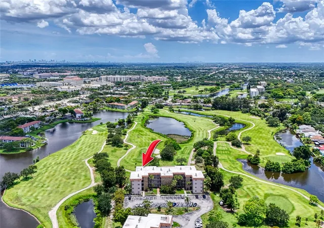 2nd image of 2500 Sw 81st Ave #402, Davie, FL 33324 | MLS# A11949623