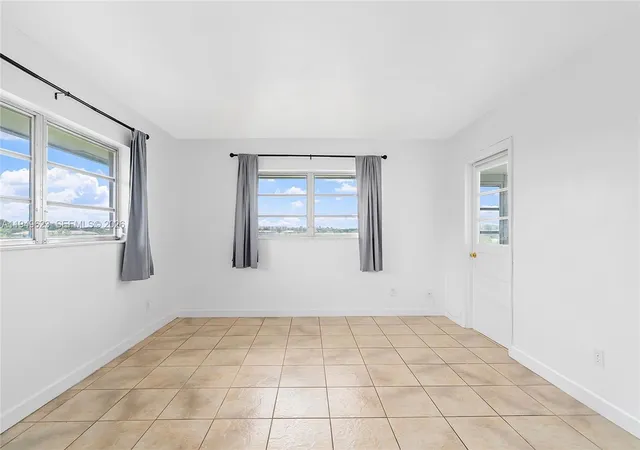 5th image of 2500 Sw 81St Ave, Davie, FL 33324