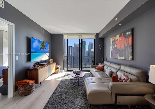 1st image of 45 Sw 9Th St #3405, Miami, FL 33130 | MLS# A11949010