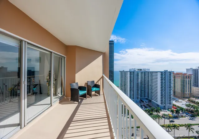 Photo 2 of Condo for sale at 1985 S Ocean Dr #Pha, Hallandale Beach, FL 33009 | MLS# R11156353 | Listing updated on 2026-09-23
