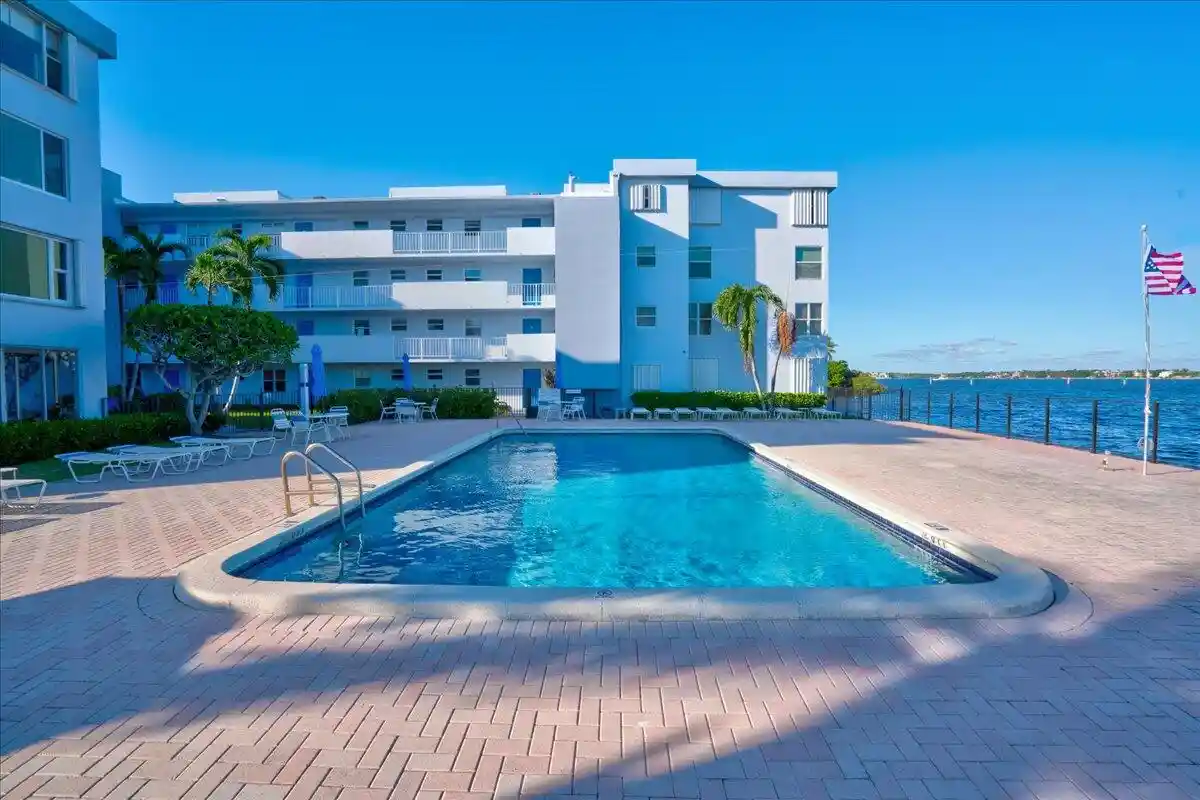 1810 New Palm Wy, 1810 New Palm Wy, Boynton Beach, FL 33435