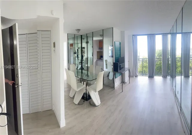 2nd image of 17021 N Bay Rd #603, Sunny Isles Beach, FL 33160 | MLS# A11949827