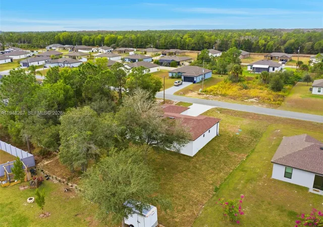 Homes for sale in Fort Myers, FL | 161 Blackstone Dr, Fort Myers, FL 33913 | MLS# A11948267