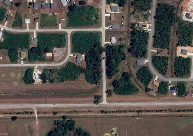 3rd image of 3031 Mockingbird Ln, Labelle, FL 33935 | MLS# F10546738