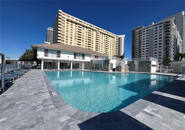 2nd image of 1833 S Ocean Dr #1109, Hallandale Beach, FL 33009 | MLS# A11949528