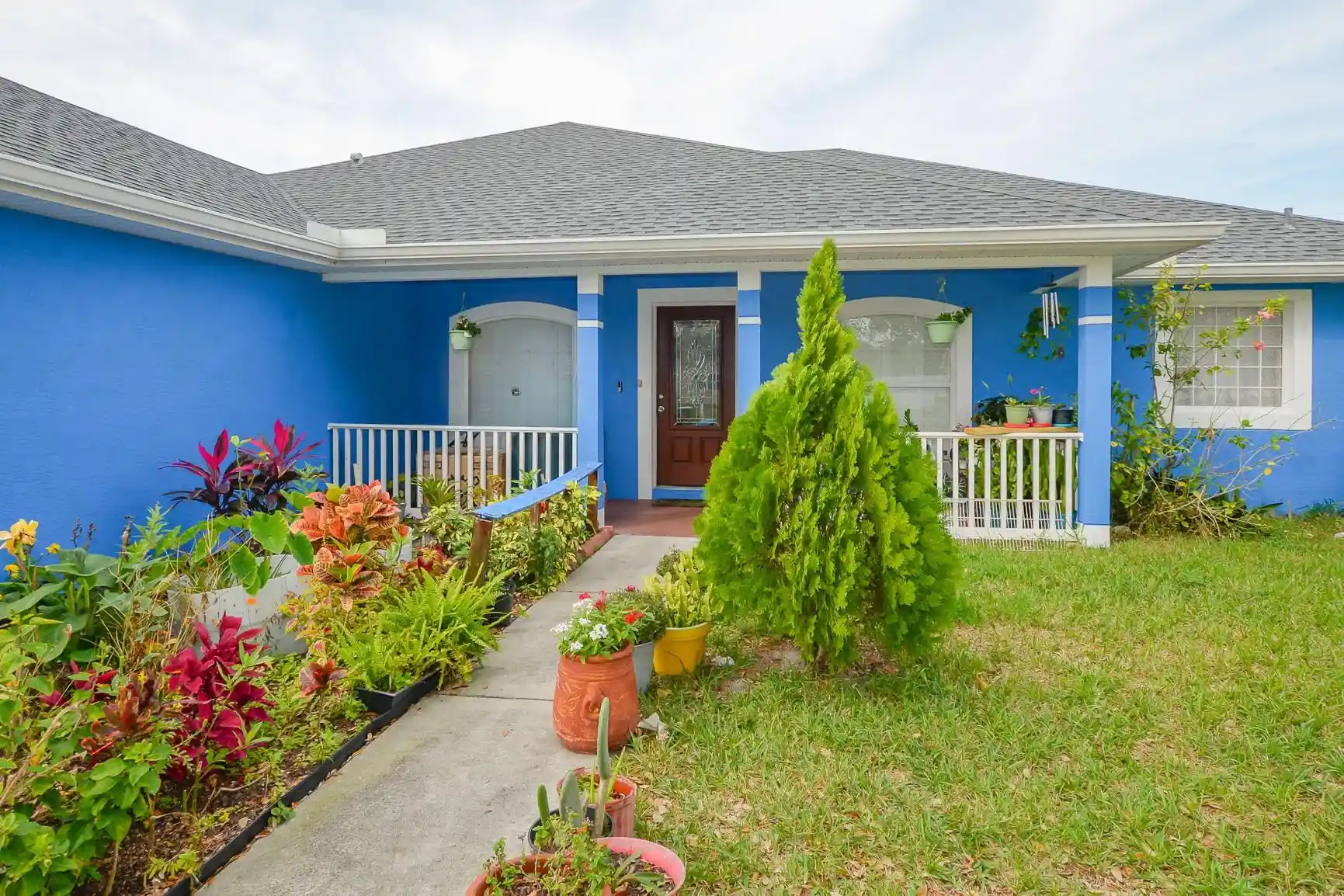 Photo 1 of Single family home for sale at 117 Ne Jettie Ter, Port Saint Lucie, FL 34983 | MLS# F10546751 | Listing updated on 2026-06-18