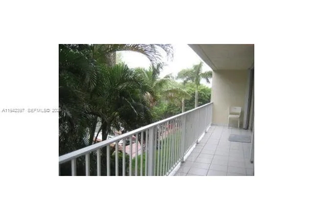 5th image of 16531 Ne 35Th Ave #201, North Miami Beach, FL 33160 | MLS# A11942397