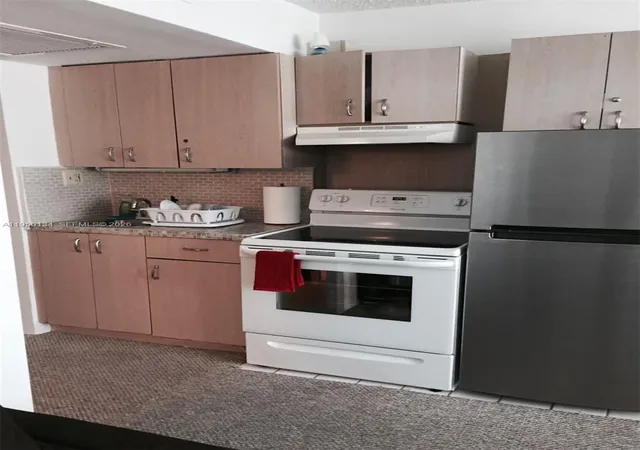 4th image of 19201 Collins Ave #1033, Sunny Isles Beach, FL 33160 | MLS# A11950134