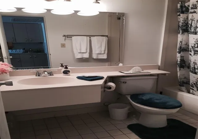 7th image of 19201 Collins Ave #1033, Sunny Isles Beach, FL 33160 | MLS# A11950134