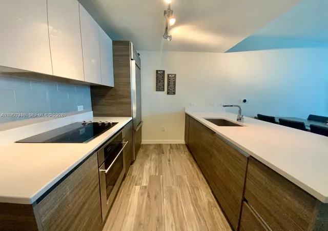 5th image of 1100 S Miami Ave #2811, Miami, FL 33130 | MLS# A11950316