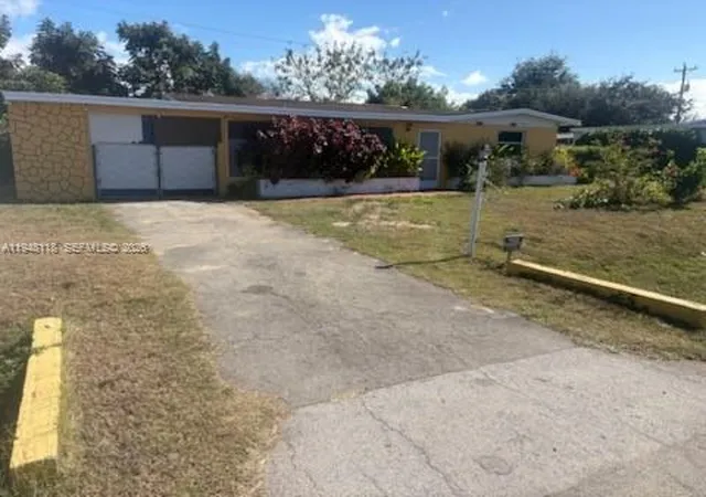 Homes for sale in Lehigh Acres, FL | 108 Coolidge Ave, Lehigh Acres, FL 33936 | MLS# A11948118