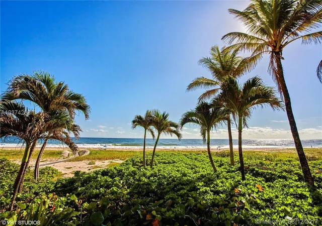 Homes for sale in Lauderdale By The Sea, FL | 1800 S Ocean Blvd #410, Lauderdale By The Sea, FL 33062 | MLS# F10546647