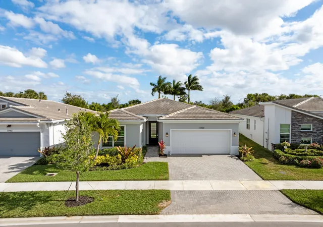 Homes for sale in Port St Lucie, FL | 11959 Sw Viridian Blvd, Port St Lucie, FL 34987 | MLS# R11156714