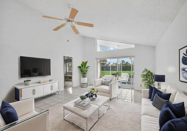 1st image of 6121 Bay Isles Dr, Boynton Beach, FL 33437 | MLS# R11156724