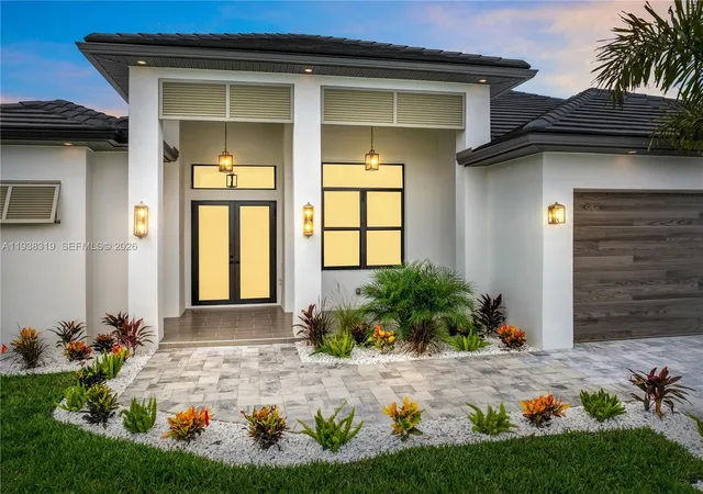 2nd image of 109 Nw 35th Pl, Matlacha, FL 33993 | MLS# A11938319