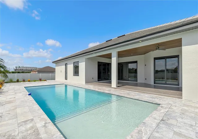 3rd image of 109 Nw 35Th Pl, Matlacha, FL 33993 | MLS# A11938319