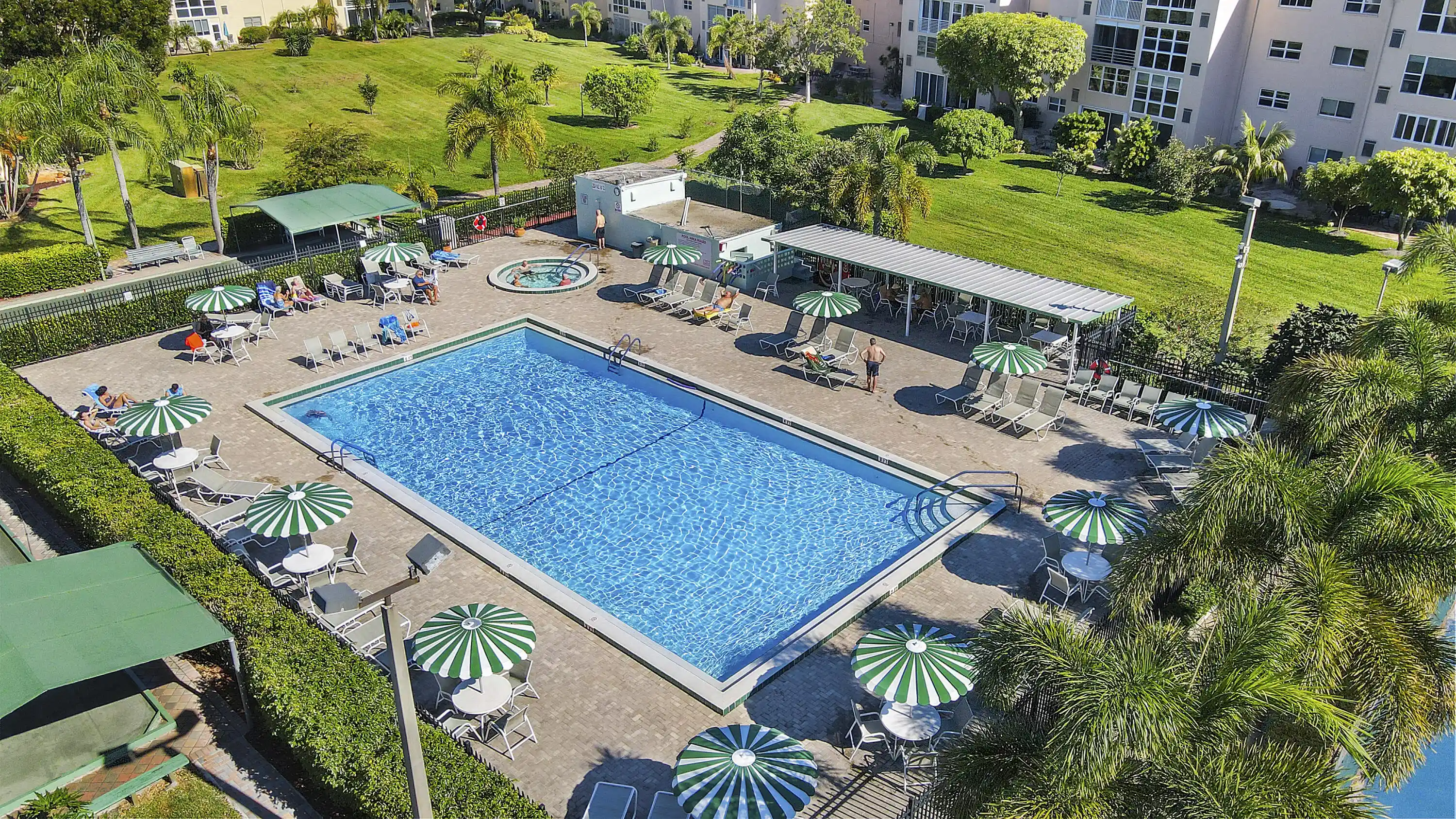 Photo 1 of Sale Pending at 2515 Ne 2nd Court #315, Boynton Beach, FL 33435 | MLS# R11156864 | Listing updated on 2026-10-22
