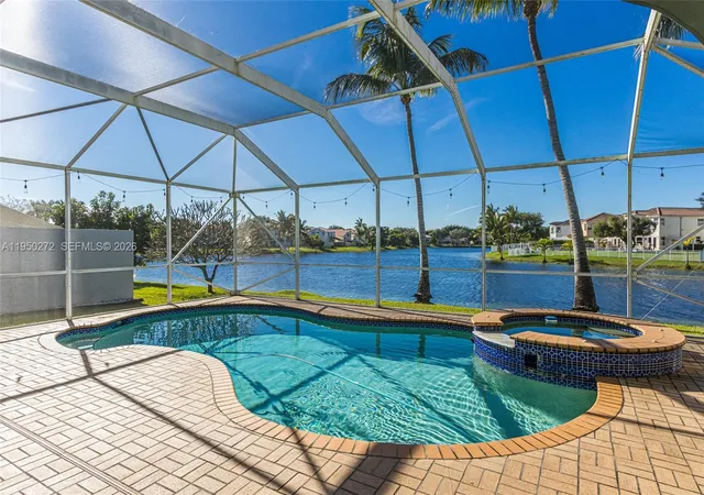 2nd image of 15842 Nw 10th St, Pembroke Pines, FL 33028 | MLS# A11950272