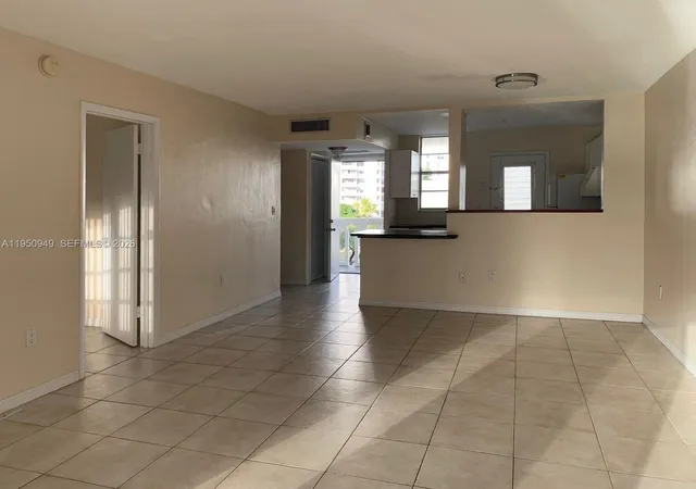 4th image of 2855 Leonard Dr #H404, Aventura, FL 33160 | MLS# A11950949
