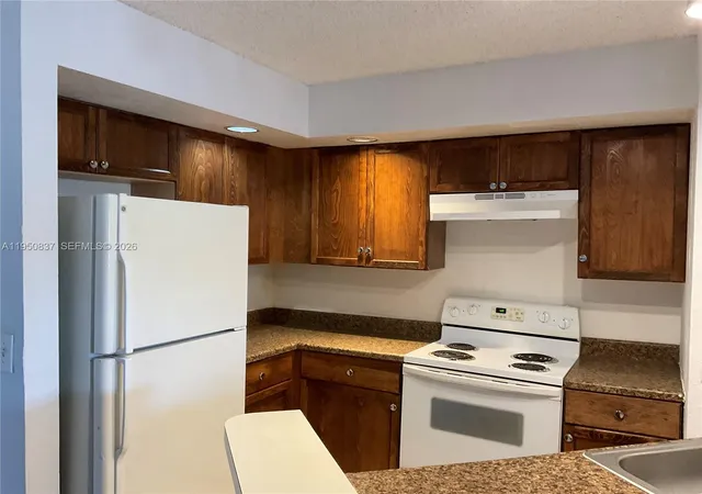 22nd image of 3320 N Pinewalk Dr #N 1715, Margate, FL 33063 | MLS# A11950837
