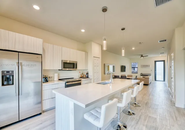 5th image of 7831 Nw 104Th Ave #23, Doral, FL 33178 | MLS# A11951101