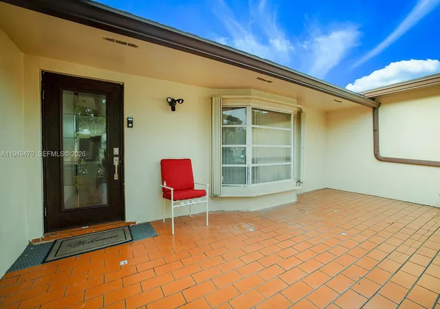 3rd image of 2210 Nw 91St Ter, Pembroke Pines, FL 33024 | MLS# A11949470