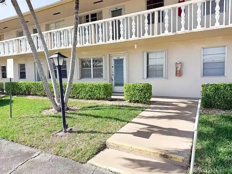 Photo 1 of Condo for sale at 164 Kent #J, West Palm Beach, FL 33417 | MLS# R11157001 | Listing updated on 2026-09-23