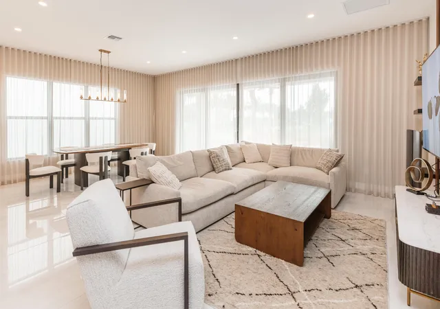 5th image of 8606 Tower Bridge Ct, Boca Raton, FL 33496 | MLS# R11157120