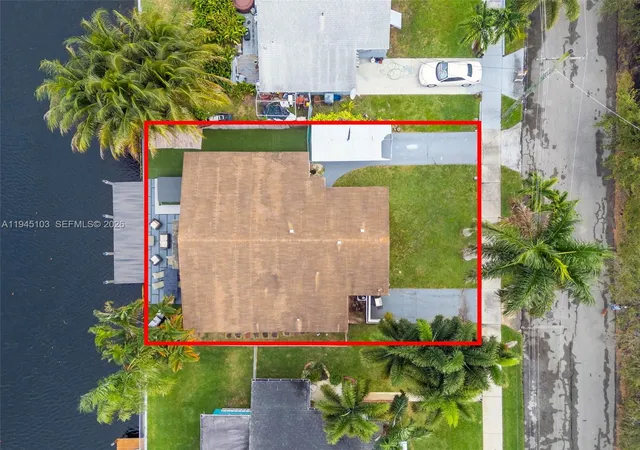 38th image of 2721 Harding St, Hollywood, FL 33020 | MLS# A11945103