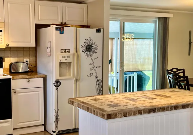 Photo 2 of Manufactured home for sale at 3325 South St, Hollywood, FL 33021 | MLS# R11157251 | Listing updated on 2026-09-28