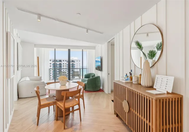4th image of 2201 Collins Ave, Miami Beach, FL 33139