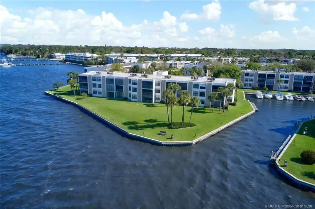 Condo for sale at 1950 SW Palm City Rd #8-106, Stuart, FL 34994 | MLS# M20054026