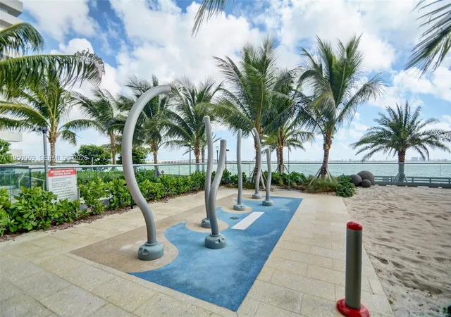 Homes for sale in Miami, FL | 2900 Ne 7th Avenue, Miami, FL 33137 | Houzeo