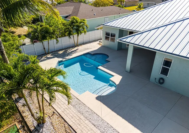 5th image of 3073 Sw Ann Arbor Rd, Port St Lucie, FL 34953 | MLS# F10547920