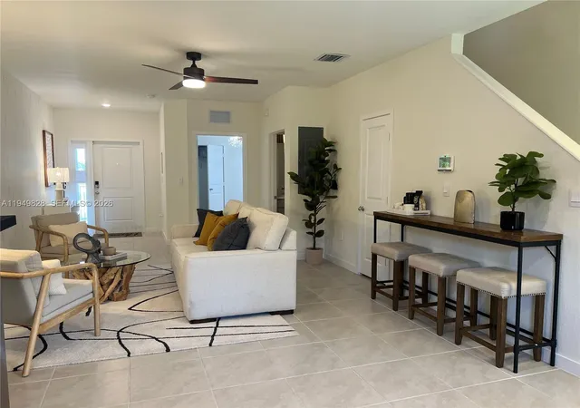 3rd image of 417 Ne 1St Dr, Florida City, FL 33034 | MLS# A11949828
