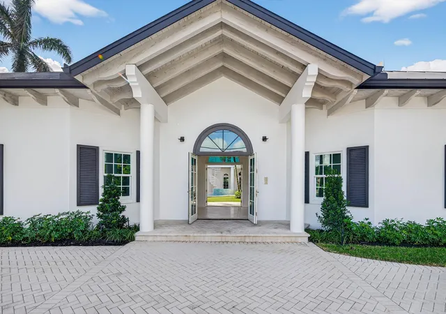 Photo 3 of Single family home for sale at 720 N Ocean Blvd, Delray Beach, FL 33483 | MLS# R11157575 | Listing updated on 2026-10-02