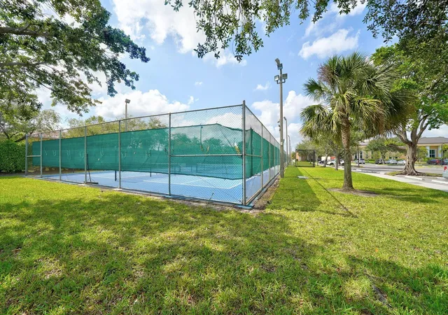 2nd image of 9575 Weldon Cir, Tamarac, FL 33321