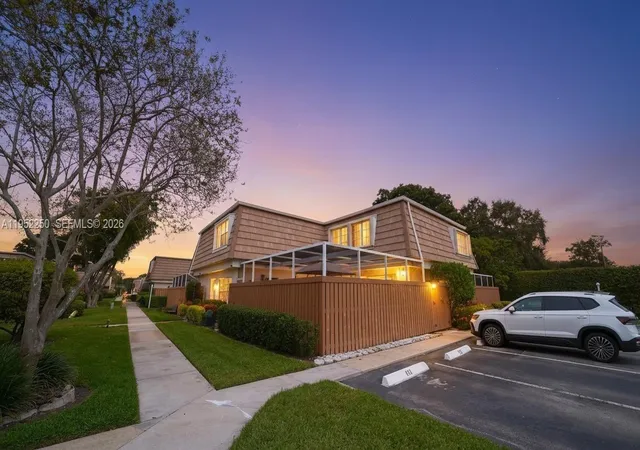 1st image of 11625 Winchester Dr #B, Palm Beach Gardens, FL 33410 | MLS# A11952250