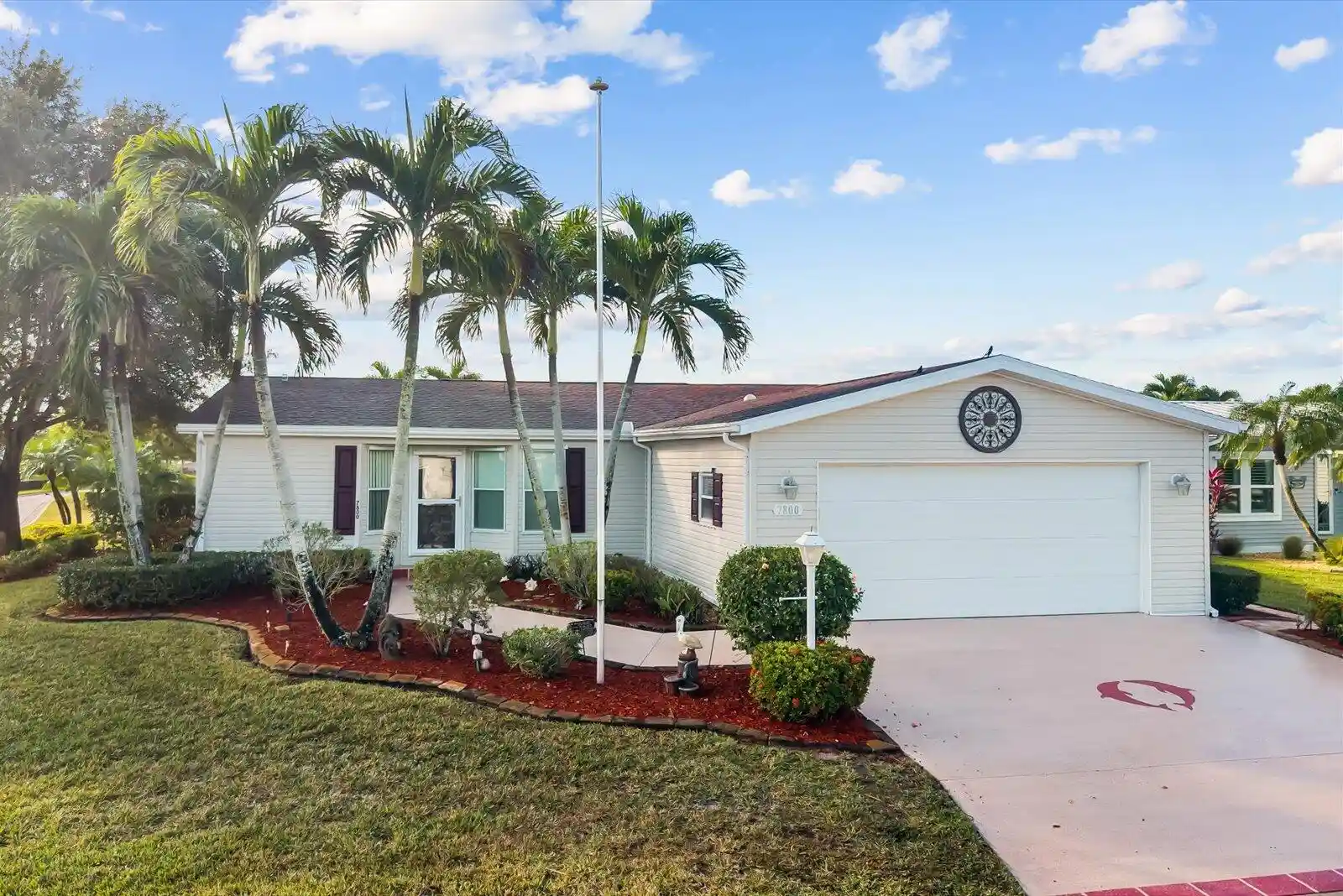 Photo 1 of Manufactured home for sale at 7800 White Ibis Ln, Port Saint Lucie, FL 34952 | MLS# R11157647 | Listing updated on 2026-10-25