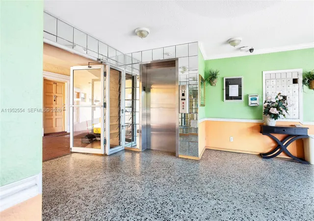 2nd image of 4151 Nw 41st St #301, Lauderdale Lakes, FL 33319 | MLS# A11952554