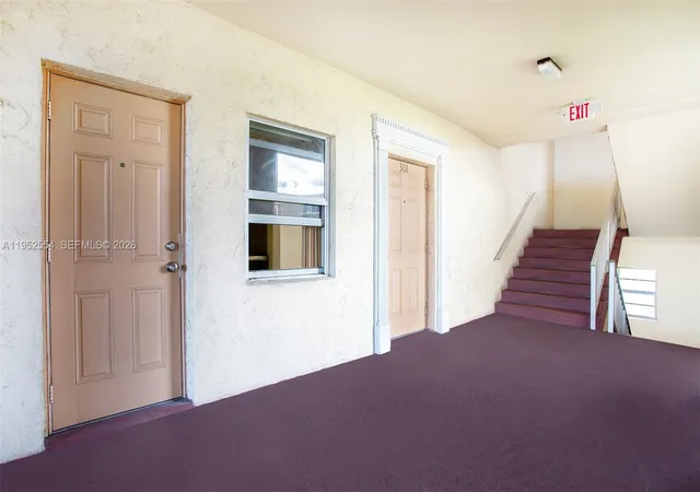 4th image of 4151 Nw 41St St #301, Lauderdale Lakes, FL 33319 | MLS# A11952554
