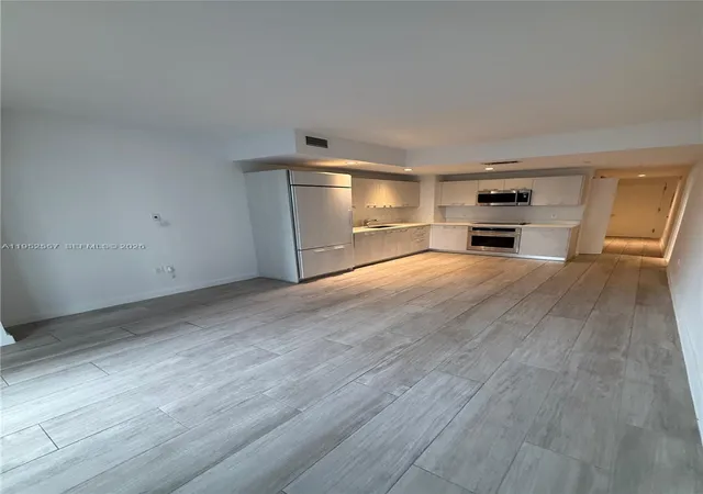 1st image of 45 Sw 9Th St #1004, Miami, FL 33130 | MLS# A11952557