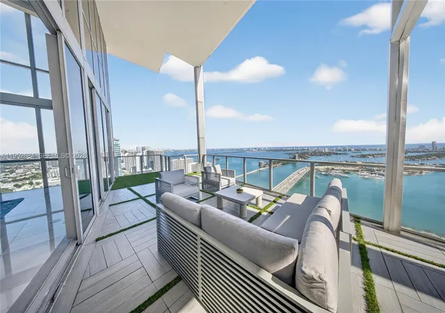 Homes for sale in Miami, FL | 1100 Biscayne Blvd #5306, Miami, FL 33132 | MLS# A11952684