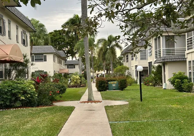 2nd image of 5640 Sw 3Rd Pl, Margate, FL 33068