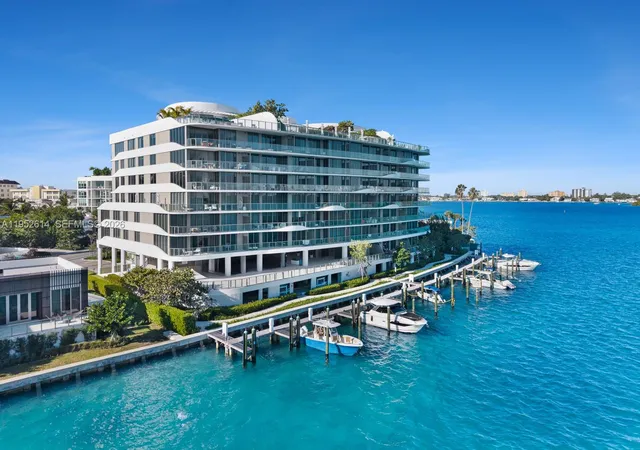 2nd image of 1135 103Rd St, Bay Harbor Islands, FL 33154