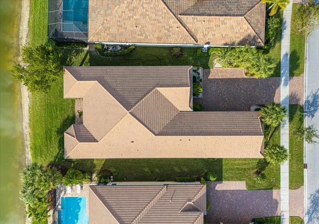 3rd image of 17005 Sw Sapri Wy, Port St Lucie, FL 34986 | MLS# R11158221