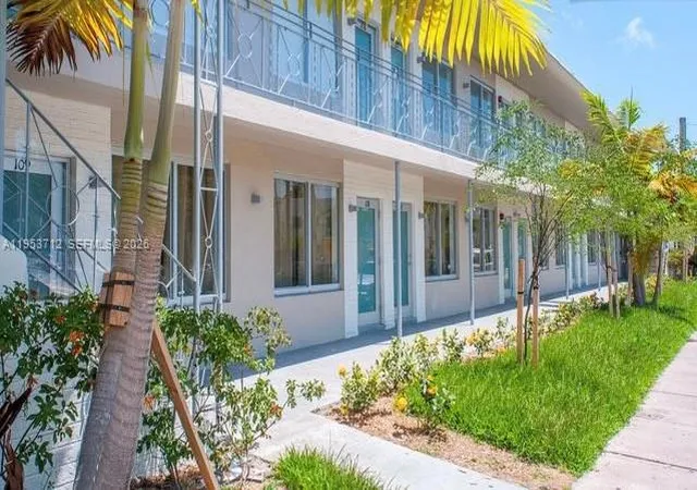 Homes for sale in Miami Beach, FL | 801 15th Street, Miami Beach, FL 33139 | Houzeo